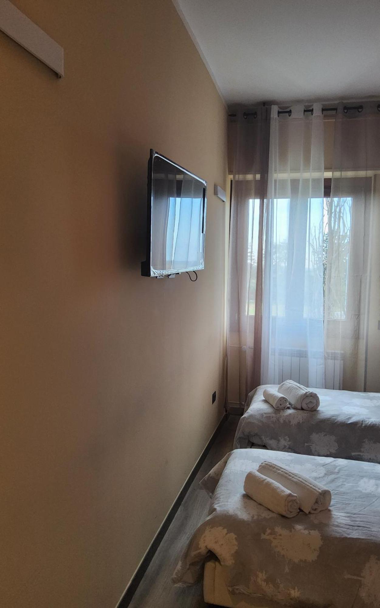 Hotel Bijoux Pozzolo Formigaro Chambre photo